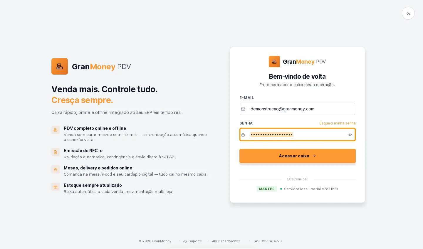 Tela de entrada do PDV 2.0 indicando o terminal como MASTER com servidor local, ao lado da lista PDV online e offline, NFC-e, mesas e delivery e estoque atualizado