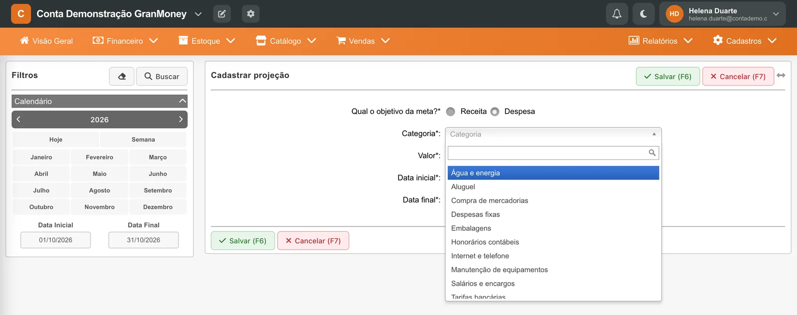 Formulário de projeção com objetivo Despesa e a lista de categorias aberta mostrando apenas categorias de despesa.